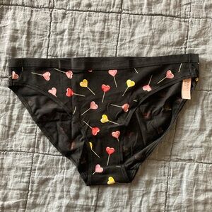 NWT Victoria’s Secret Heart Print Bikini Panties